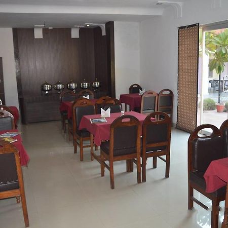 Hotel Goverdhan Tourist Complex Fatehpur Sīkri Eksteriør bilde