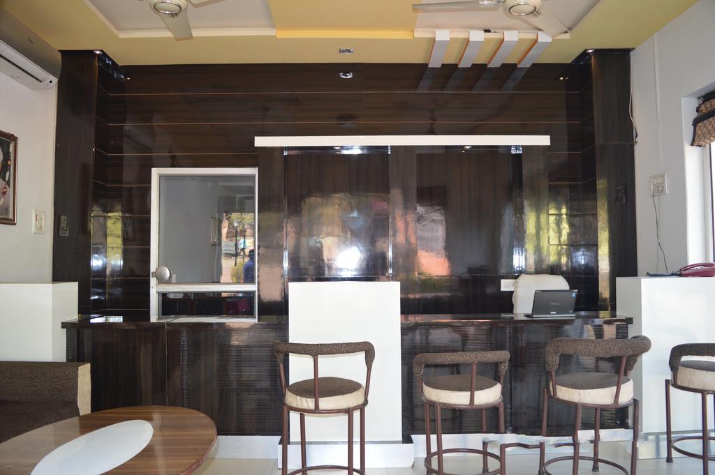 Hotel Goverdhan Tourist Complex Fatehpur Sīkri Eksteriør bilde