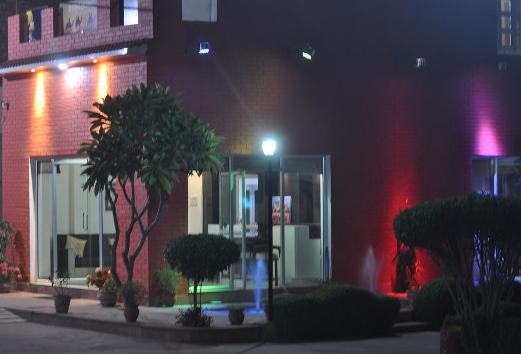Hotel Goverdhan Tourist Complex Fatehpur Sīkri Eksteriør bilde