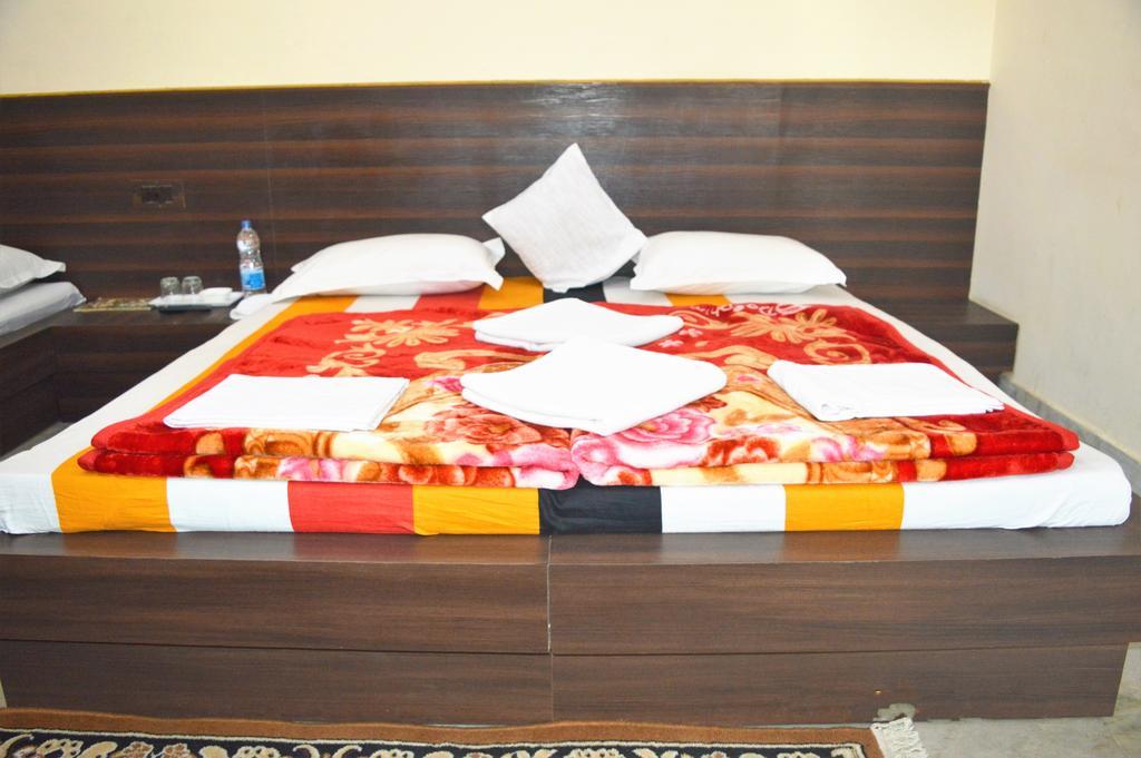 Hotel Goverdhan Tourist Complex Fatehpur Sīkri Eksteriør bilde